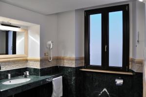 Triple Room room in Al Casaletto Hotel