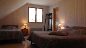 B&B / Chambres d'hotes Au Vieux Tilleul : Chambre Triple - Vue sur Jardin