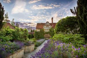 Church Rd, Great Milton, Oxford OX44 7PD, England.