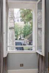 Maisons d'hotes Ateliers de Montmartre ADM : Suite Lit King-Size