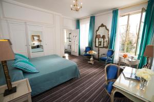 Hotels Pavillon Henri IV : photos des chambres