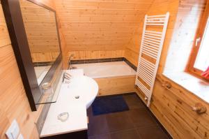 Chalets Chalet LEPERVIERE : photos des chambres