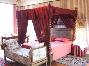 B&B / Chambres d'hotes Chateau de La Ville-Hue : photos des chambres