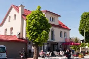 普拉斯卡费酒店 - Petrovče