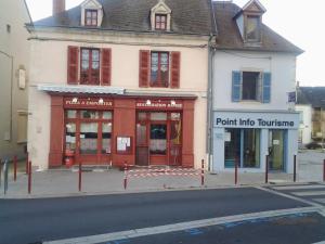 Maisons de vacances Les Calaubys : Maison 2 Chambres