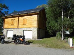 Penzion Chalet bois au milieu des Pyrénées LʼHospitalet-près-lʼAndorre Francie