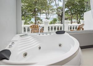 Modern Living Residence