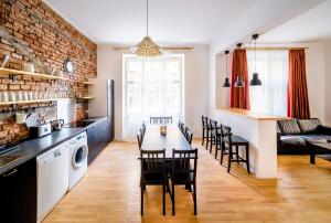 Amazing Harry Potters apt. at Old Town