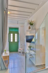 Annika Deluxe Apartments Symi Greece