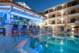 Alamis Hotel & Apartments