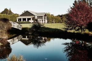 Accommodation in Riverhead