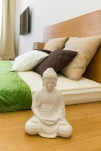 Convenience & Chic by the Basilica