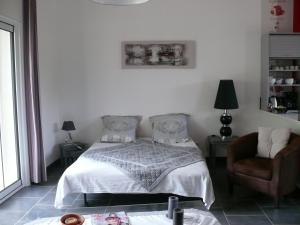 Les Karakis, piscine au sel, jardin 5000m2