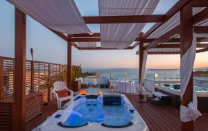 Oasis Beach Hotel Agistri Greece