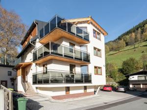  Chalet Schmittenbach III, Unterkunft in Schmitten