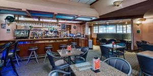 Heritage Inn Hotel & Convention Centre - Moose Jaw