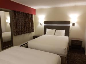 Holiday Motel & RV Resort