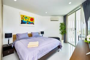 LUXURIOUS APARTMENT on JOMTIEN BEACH ROAD