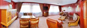 Suite room in Hotel Navigator