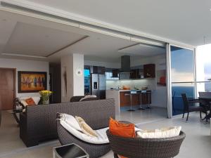 Amplio- Espectacular 140m2 Grand Diamond Tonsupa