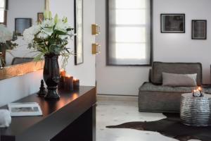 ALDIS MANSION by K&K