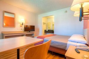 Motel 6-Rancho Mirage, CA - Palm Springs