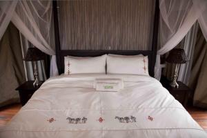 Taranga Safari Lodge