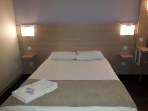 Hotels Hotel Formule Club : photos des chambres