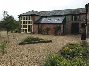 Pleck Barn B&B - Hilton