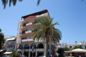 Double or Twin Room with Side Sea View