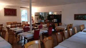 hotel le chatiague - 利尼翁河畔勒尚邦