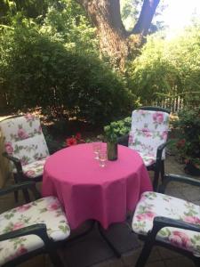 Exquisites Gartenapartment in eleganter Jugendstilvilla