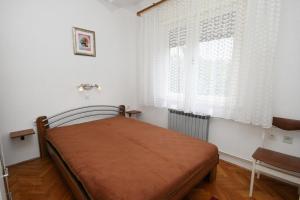 Two-Bedroom Apartment with Balcony room in Apartments with a parking space Jadranovo Crikvenica - 5543