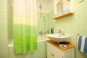Two-Bedroom Apartment with Terrace and Sea View room in Apartments with WiFi Dubrovnik - 8600