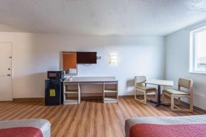 Motel 6-Beaverton, OR