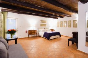 Romantic Double Room room in Palazzo Marigliano - Rooms & Suites