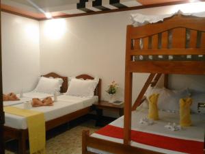 Vali-Joe Travel Lodge