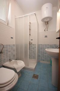 Apartments with a swimming pool Umag - 3358