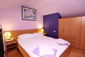 Apartments by the sea Zecevo Rtic, Rogoznica - 10334