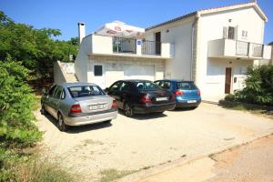 Apartments with a parking space Orebic Peljesac 4531