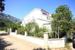 Apartments with a parking space Orebic Peljesac 4531