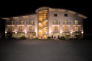 3 star Готель Draconerium Hotel Дронеро Iталiя