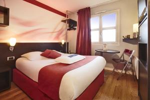 Hotels Kyriad Hotel La Fleche : photos des chambres