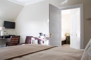 Main House Room with Garden View room in Loch Melfort Hotel