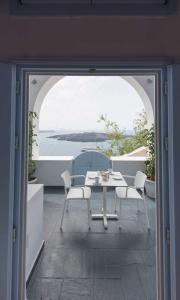 Kastro Suites Santorini Greece