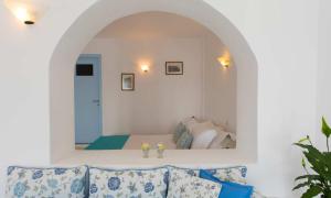 Kastro Suites Santorini Greece