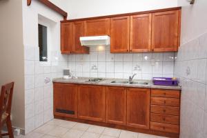 One-Bedroom Apartment with Terrace and Sea View room in Apartments by the sea Rogoznica - 3094