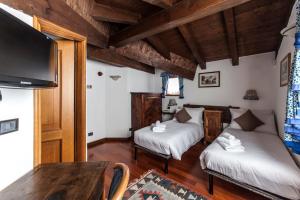 Double or Twin Room with Mountain View room in Hotel Baita Cretaz