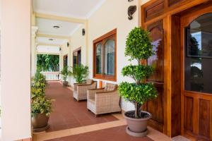 Riviera Hotel & Resort Kep