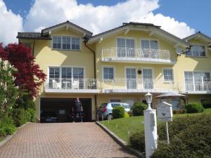 Apartment Ferienwohnungen Haus Panorama Neusch&ouml;nau Germany